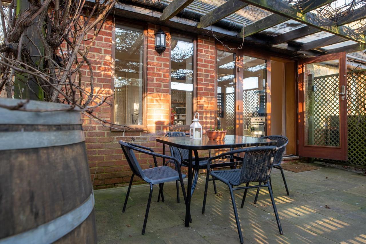 Terlingham Lane Cottage Hawkinge ภายนอก รูปภาพ